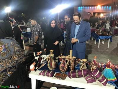 نمایشگاه صنایع دستی زنان به مناسبت گرامیداشت دهه مبارک فجر 